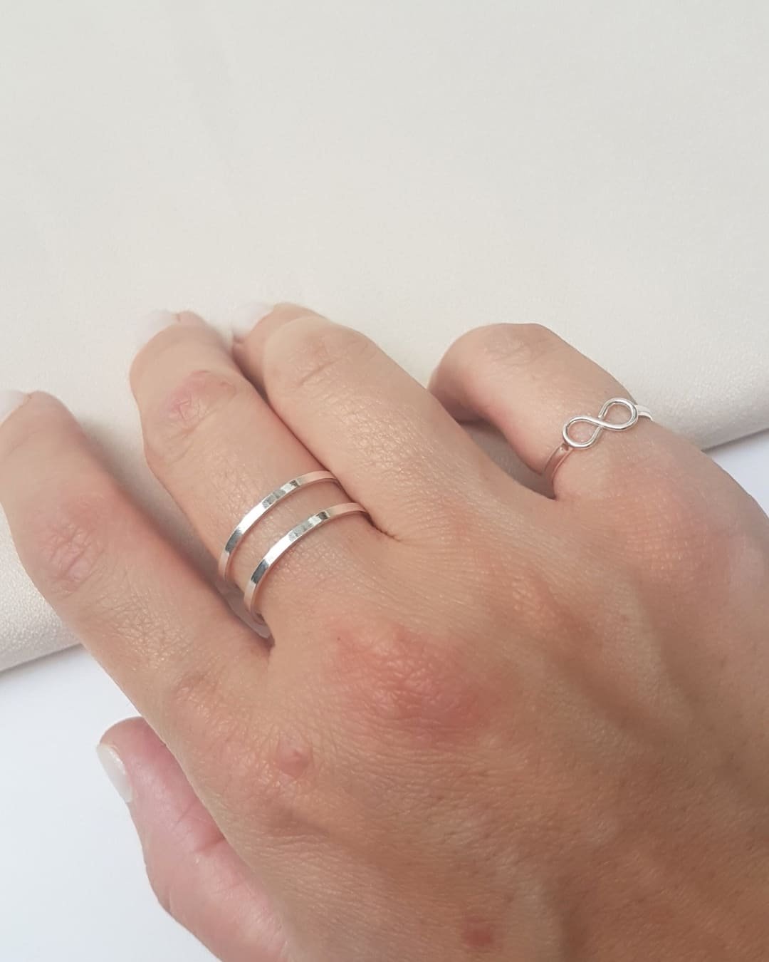 ANEL FIO DUPLO ESPAÇADO AJUSTÁVEL PRATA 925