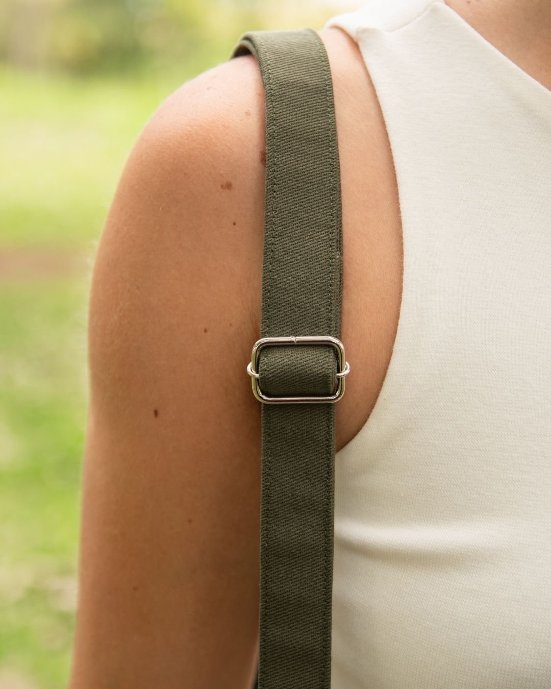 BOLSA LATERAL VERDE MILITAR HOLIDAY