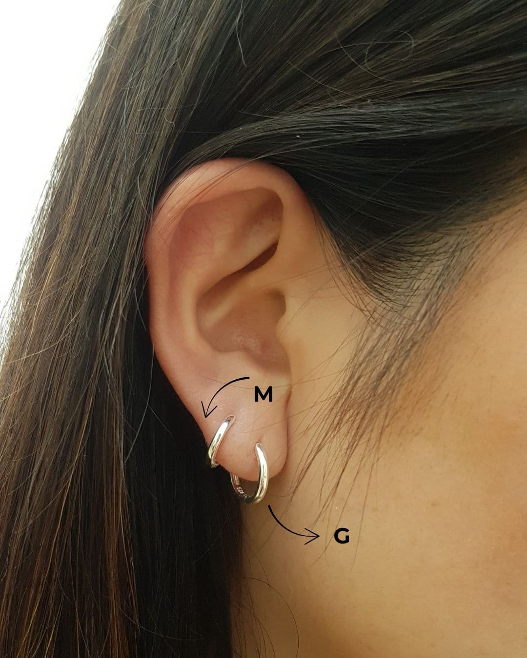 BRINCO ARGOLA CLICK LISA FIO REDONDO DE PRATA 925