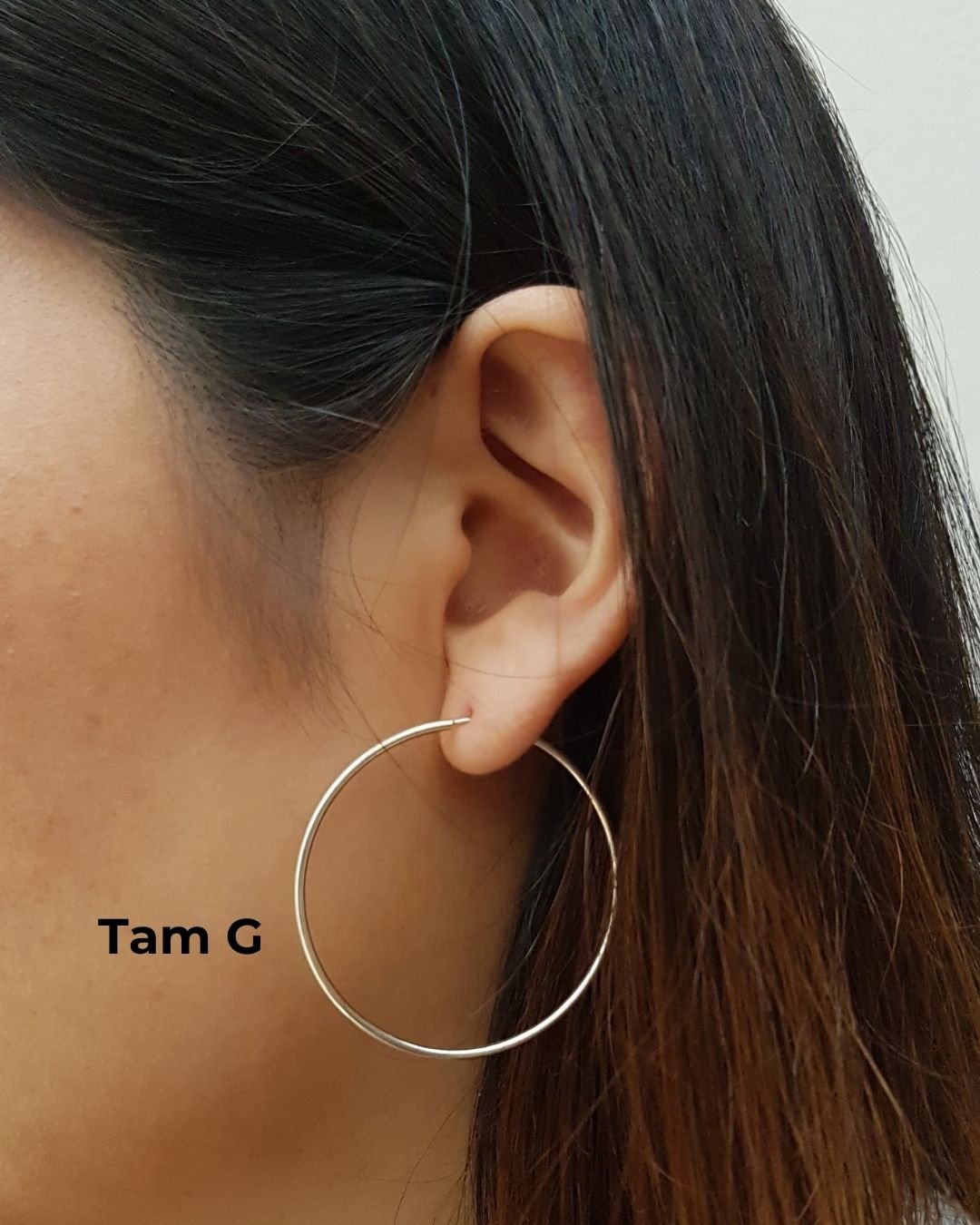 BRINCO ARGOLA REDONDA LISA DE PRATA 925