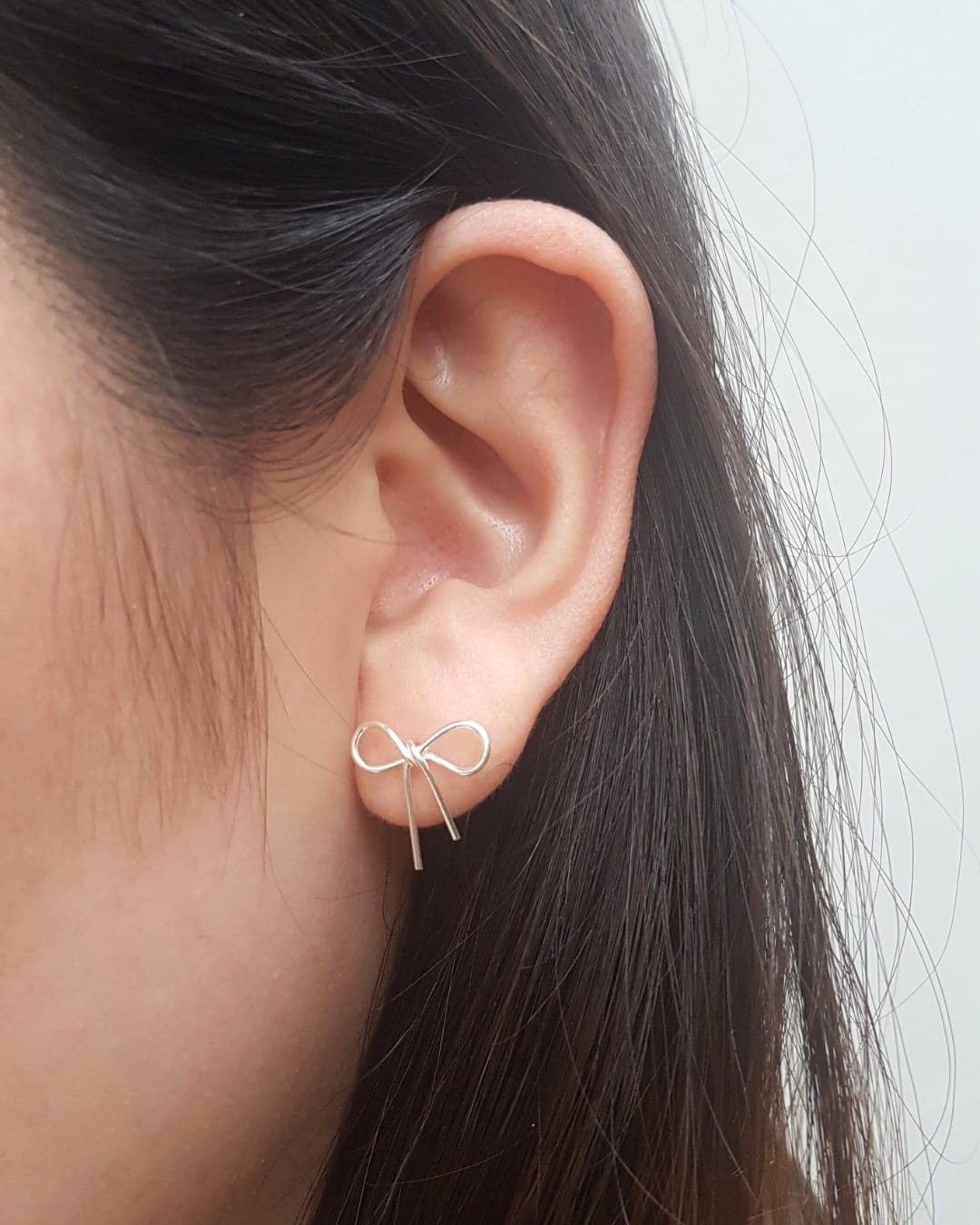 BRINCO LAÇO LISO PRATA 925