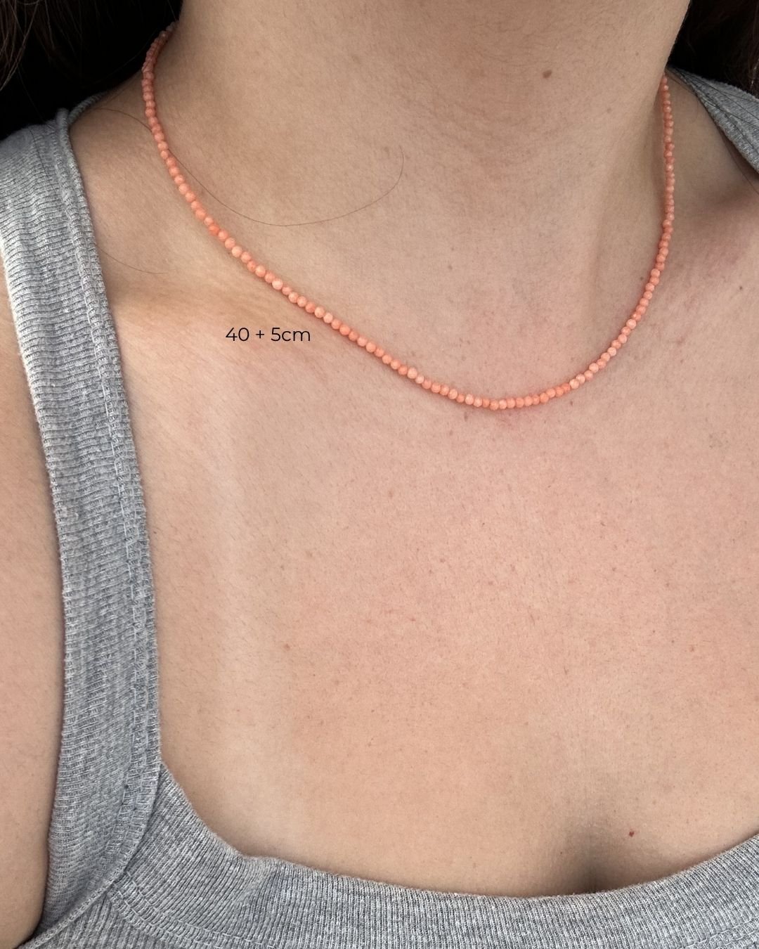 COLAR CHOKER CORAL PEDRAS NATURAIS LAPIDADAS 2MM PRATA 925