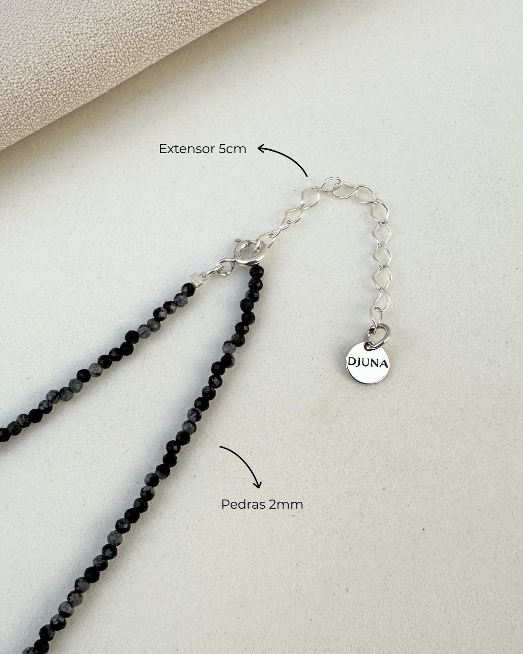 COLAR CHOKER OBSIDIANA FLOCO DE NEVE PEDRA LAPIDADA 2 MM PRATA 925