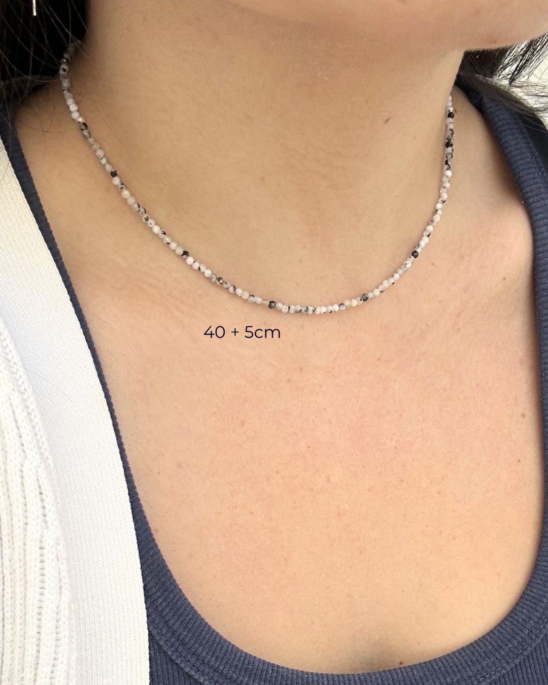 COLAR CHOKER PEDRA DA LUA MESCLADA LAPIDADA 2MM PRATA 925