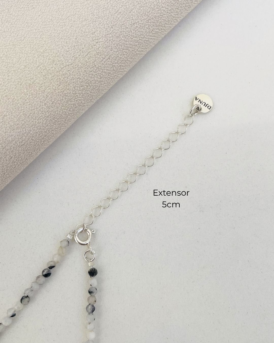 COLAR CHOKER PEDRA DA LUA MESCLADA LAPIDADA 2MM PRATA 925