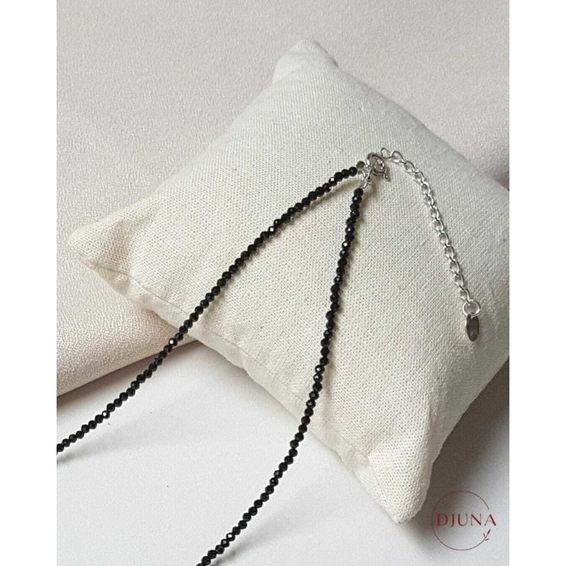 COLAR CHOKER PEDRAS ESPINÉLIO PRETO 2MM
