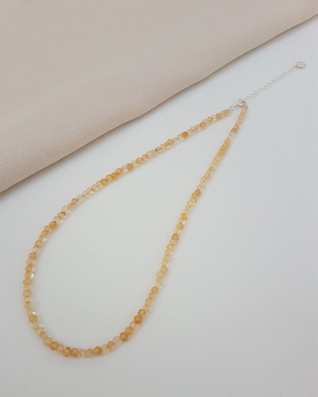 COLAR CITRINO PEDRAS NATURAIS BOLINHA 3MM PRATA 925