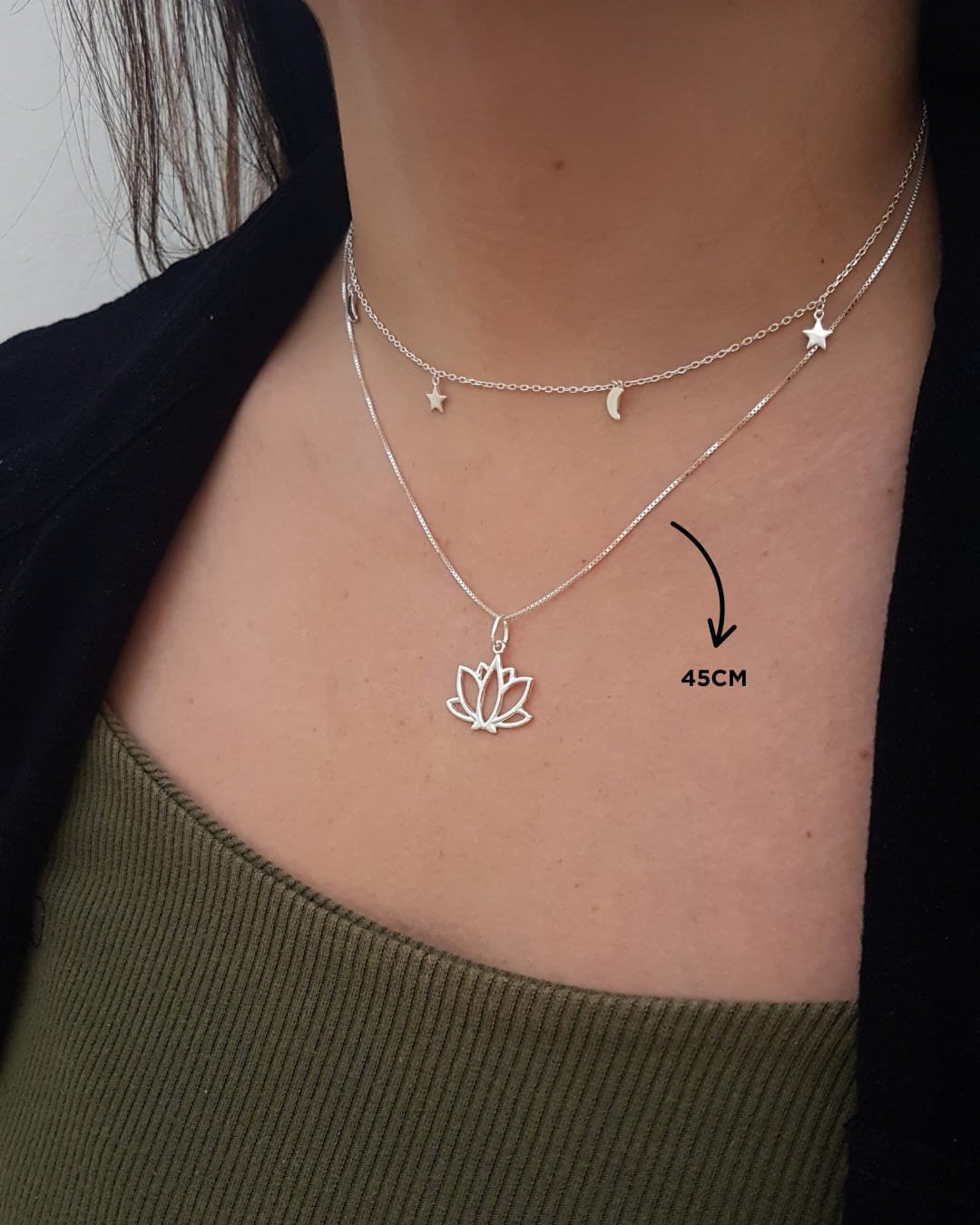 COLAR FLOR DE LÓTUS VAZADA PRATA 925