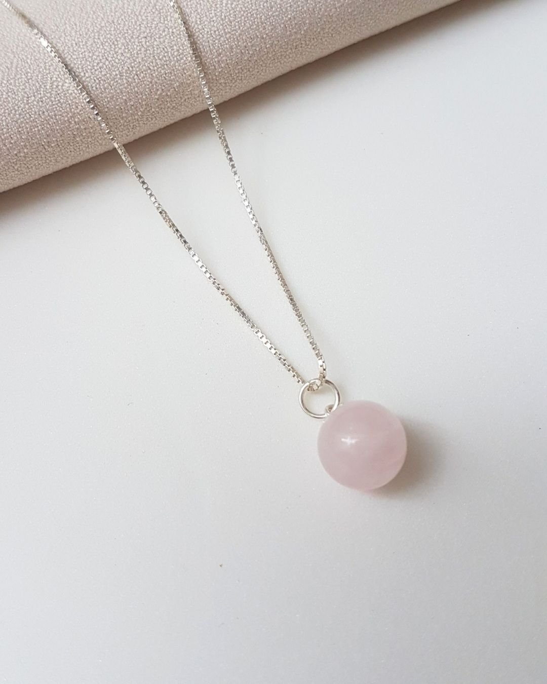 COLAR PEDRA NATURAL QUARTZO ROSA