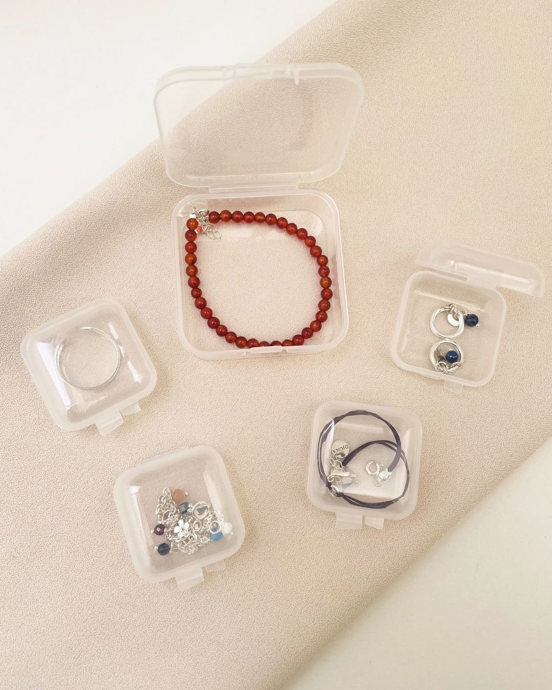 KIT DE CAIXINHAS PLÁSTICAS ORGANIZADORAS DE JOIAS