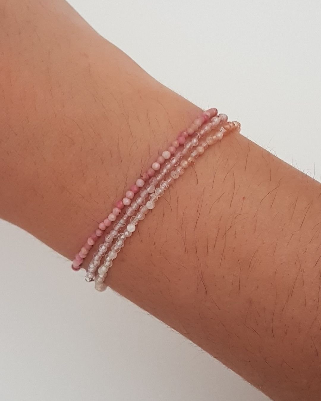 MIX DE PULSEIRAS PEDRAS NATURAIS LARANJA E ROSA - COR ANO PESSOAL 2