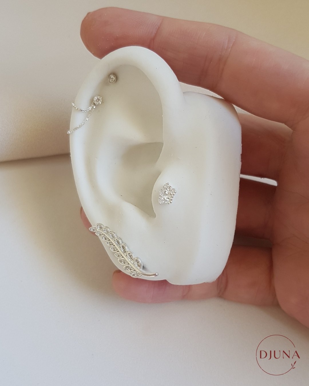 PIERCING TRAGUS COROA ZIRCÔNIAS DE PRATA 925