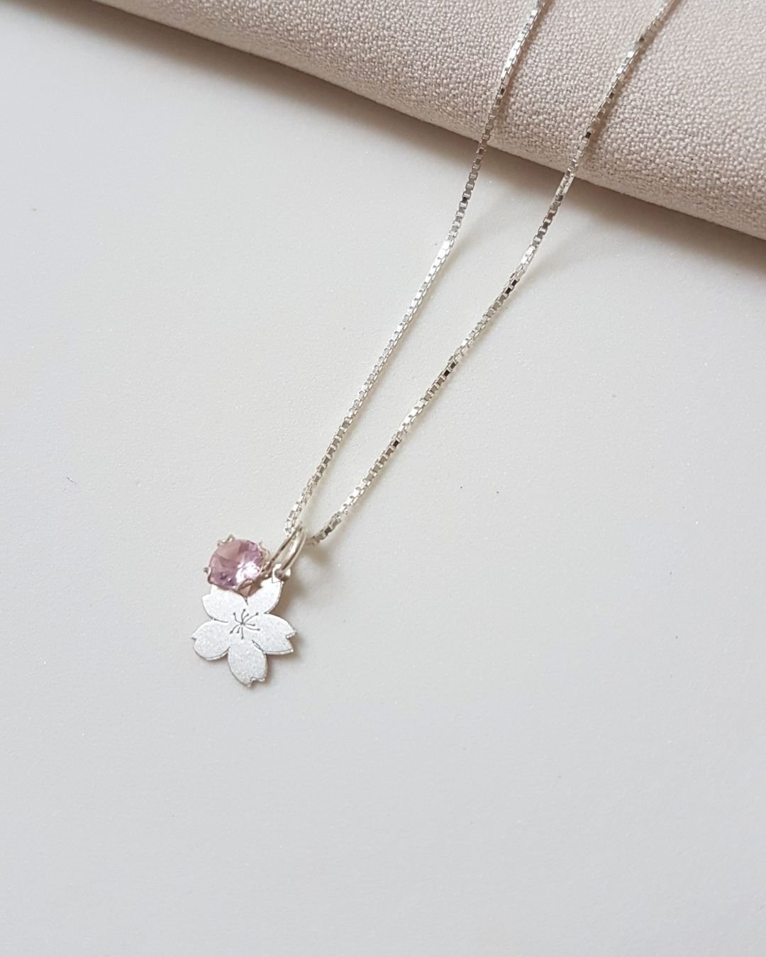 PINGENTE PINGO DE LUZ ROSA