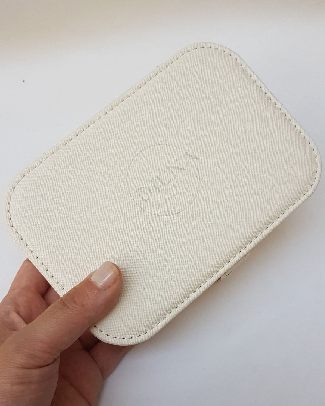 PORTA-JOIAS DE BOLSA SLIM OFF WHITE