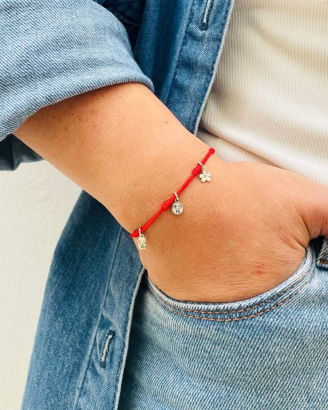 PULSEIRA 7 NÓS COM MINIS E FECHO PRATA 925