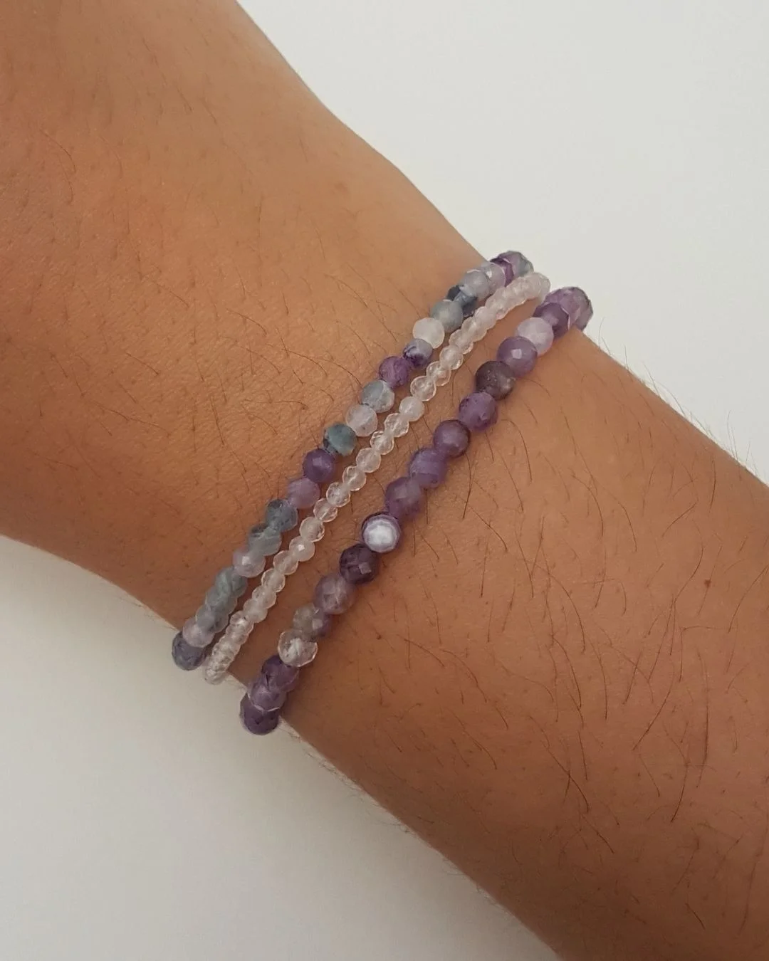 PULSEIRA AMETISTA MESCLADA PEDRAS NATURAIS LAPIDADAS 4MM PRATA 925