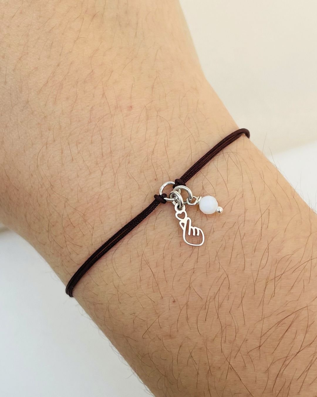 PULSEIRA CORAÇÃO DORAMA CORDÃO MARROM E PRATA 925
