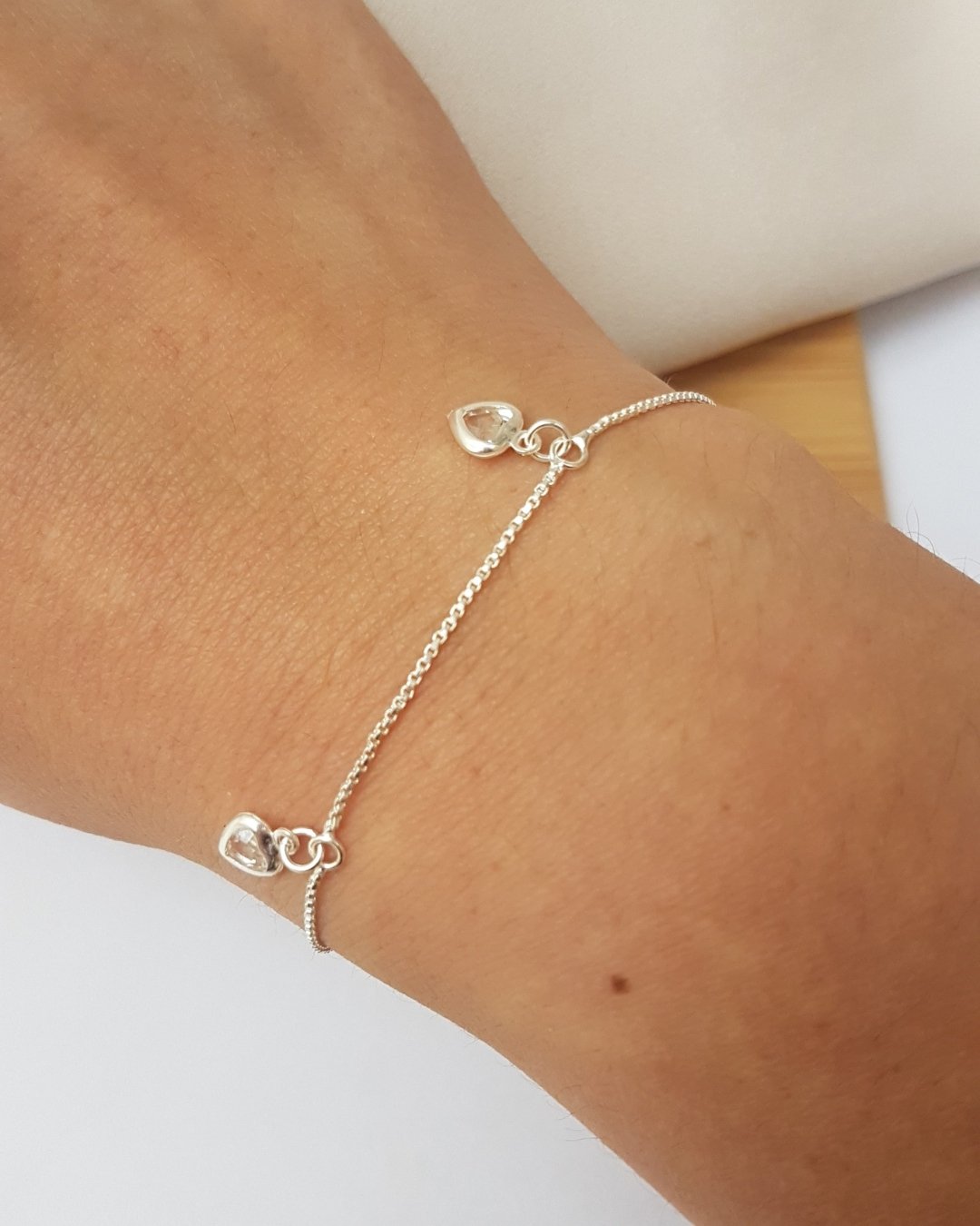 PULSEIRA CORAÇÃO ZIRCÔNIAS PENDURADOS PRATA 925