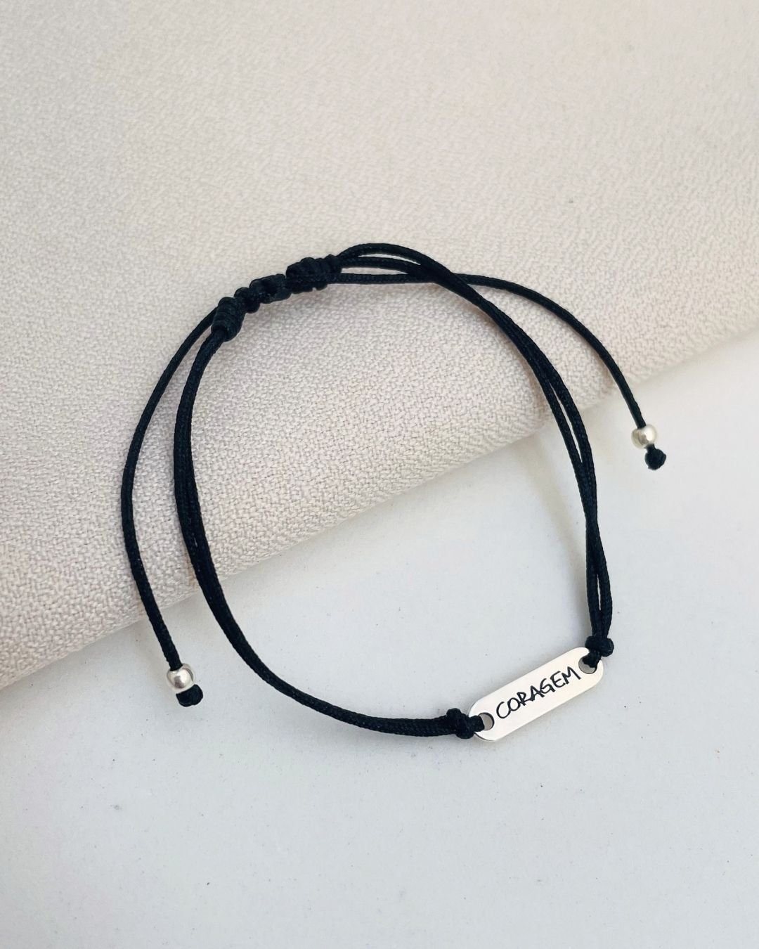 PULSEIRA CORAGEM CORDÃO PRETO E PRATA 925