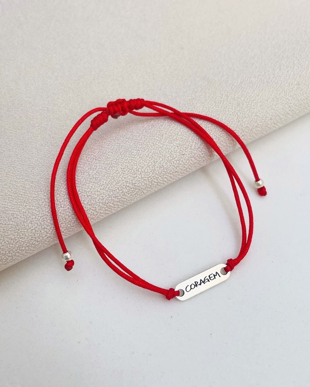 PULSEIRA CORAGEM CORDÃO VERMELHO E PRATA 925