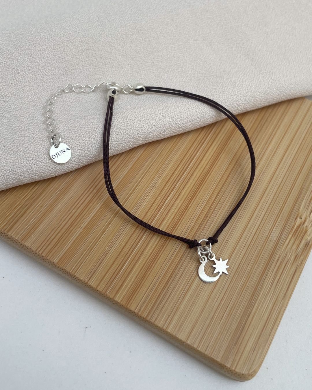 PULSEIRA CORDÃO LUA E ESTRELA