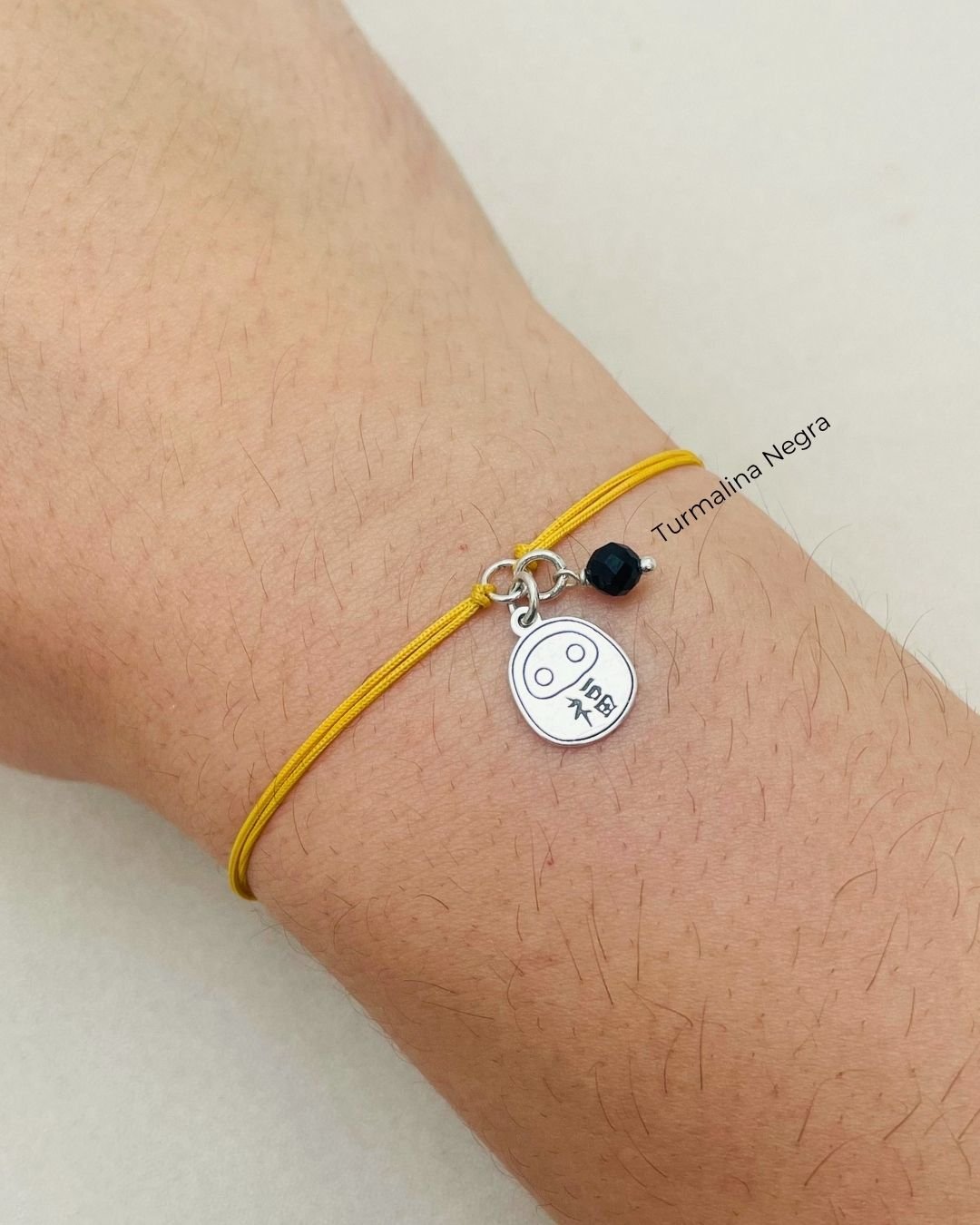 PULSEIRA DARUMA CORDÃO AMARELO E PRATA 925