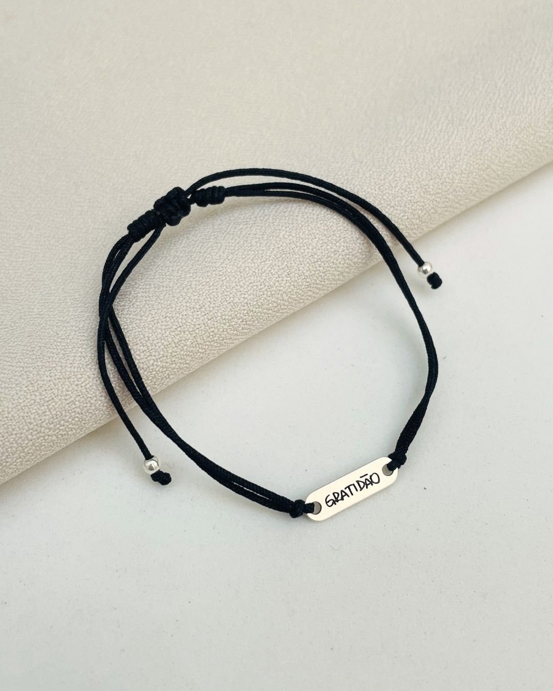 PULSEIRA GRATIDÃO CORDÃO PRETO E PRATA 925