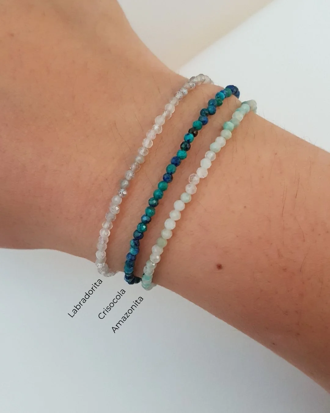 PULSEIRA LABRADORITA PEDRAS NATURAIS LAPIDADAS 2MM PRATA 925