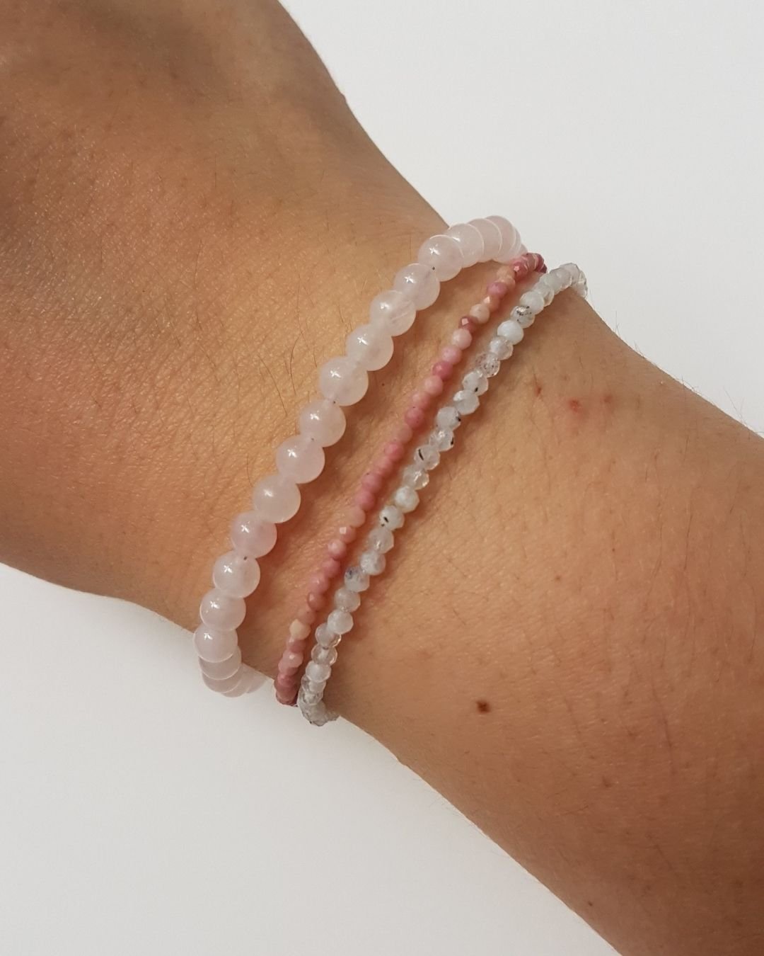 PULSEIRA PEDRA DA LUA LAPIDADA 2 MM