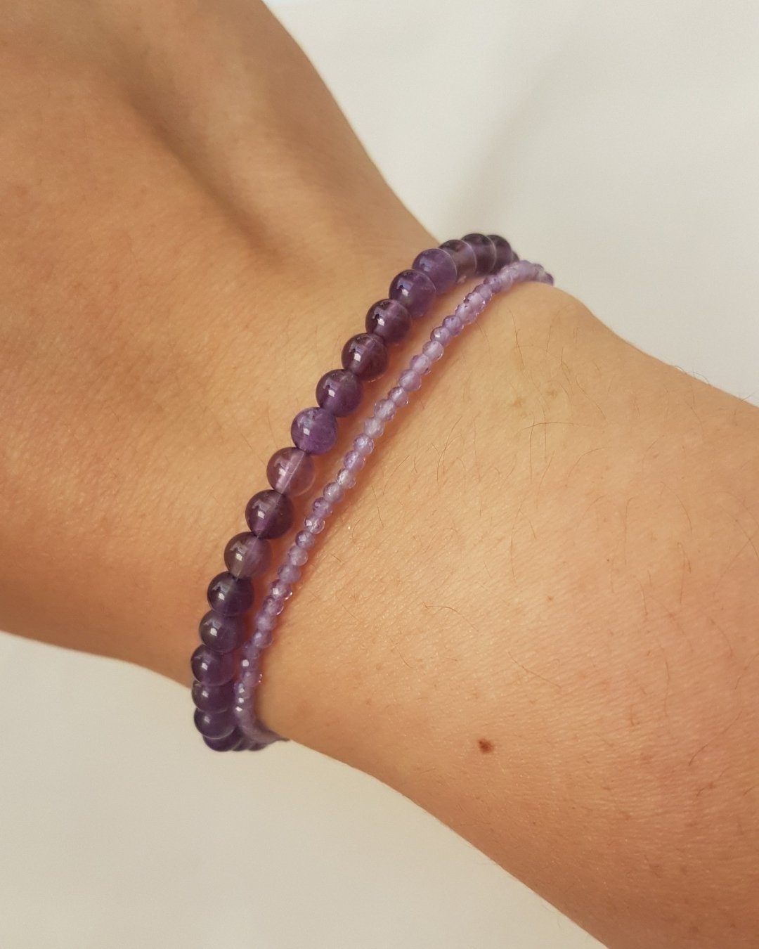 PULSEIRA PEDRAS AMETISTA LAPIDADA 2MM