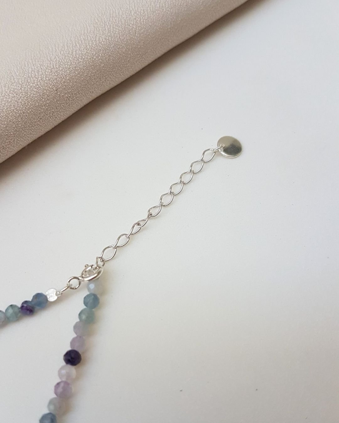 PULSEIRA PEDRAS FLUORITA LAPIDADAS 3MM