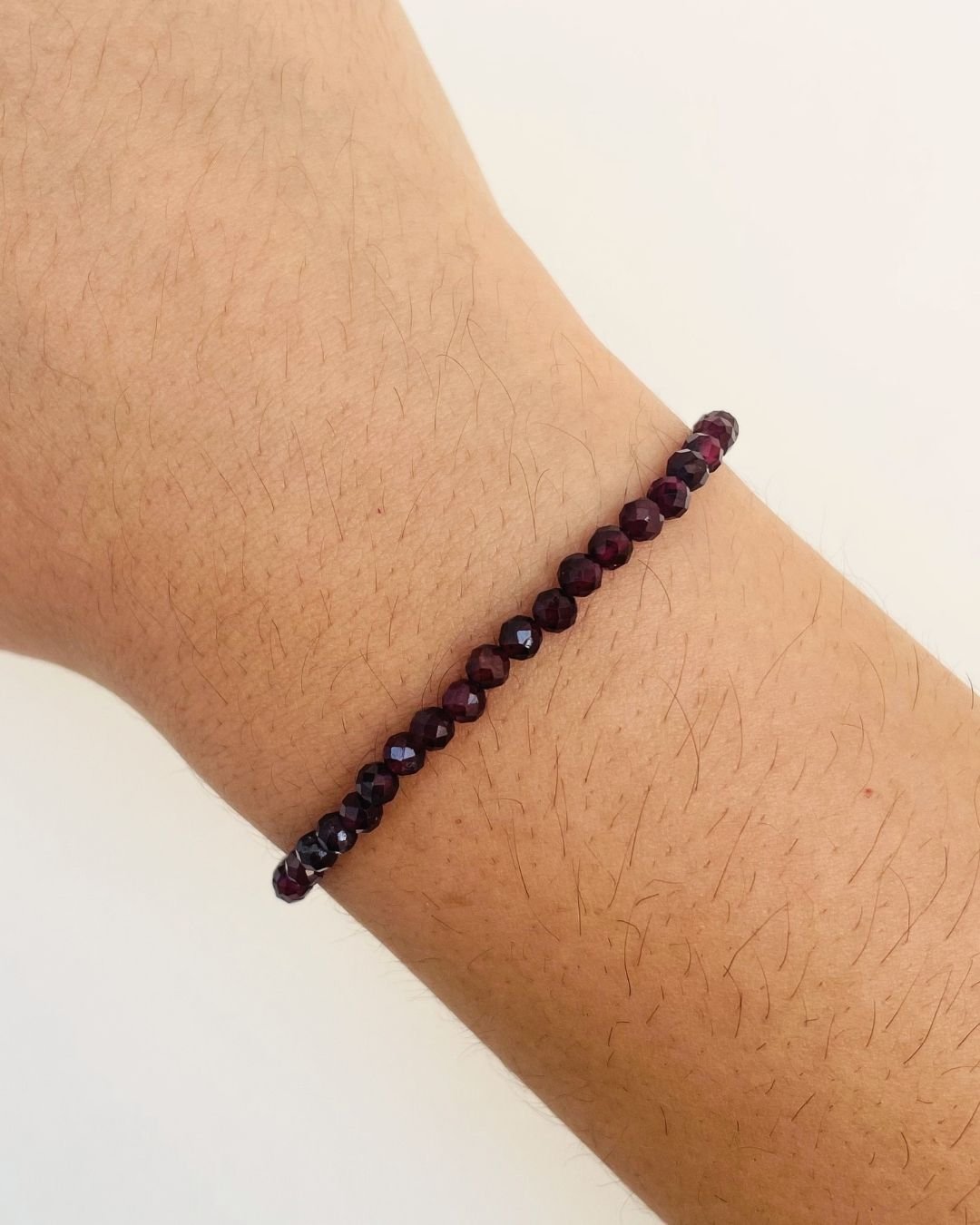 PULSEIRA PEDRAS GRANADA LAPIDADAS 3MM