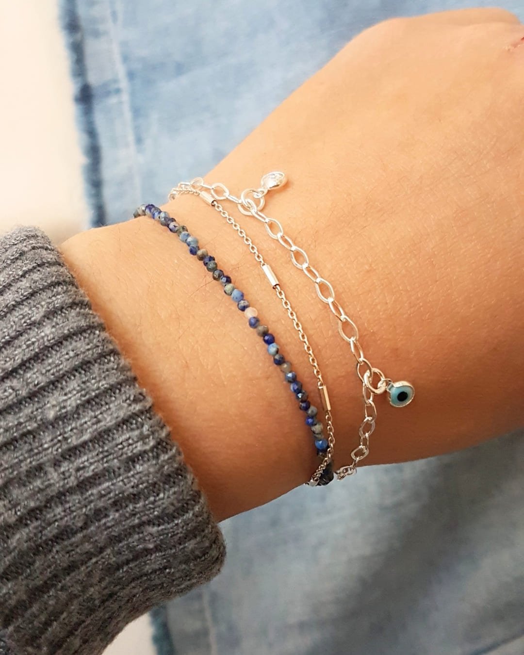 PULSEIRA PEDRAS LÁPIS LAZULI LAPIDADAS 2MM