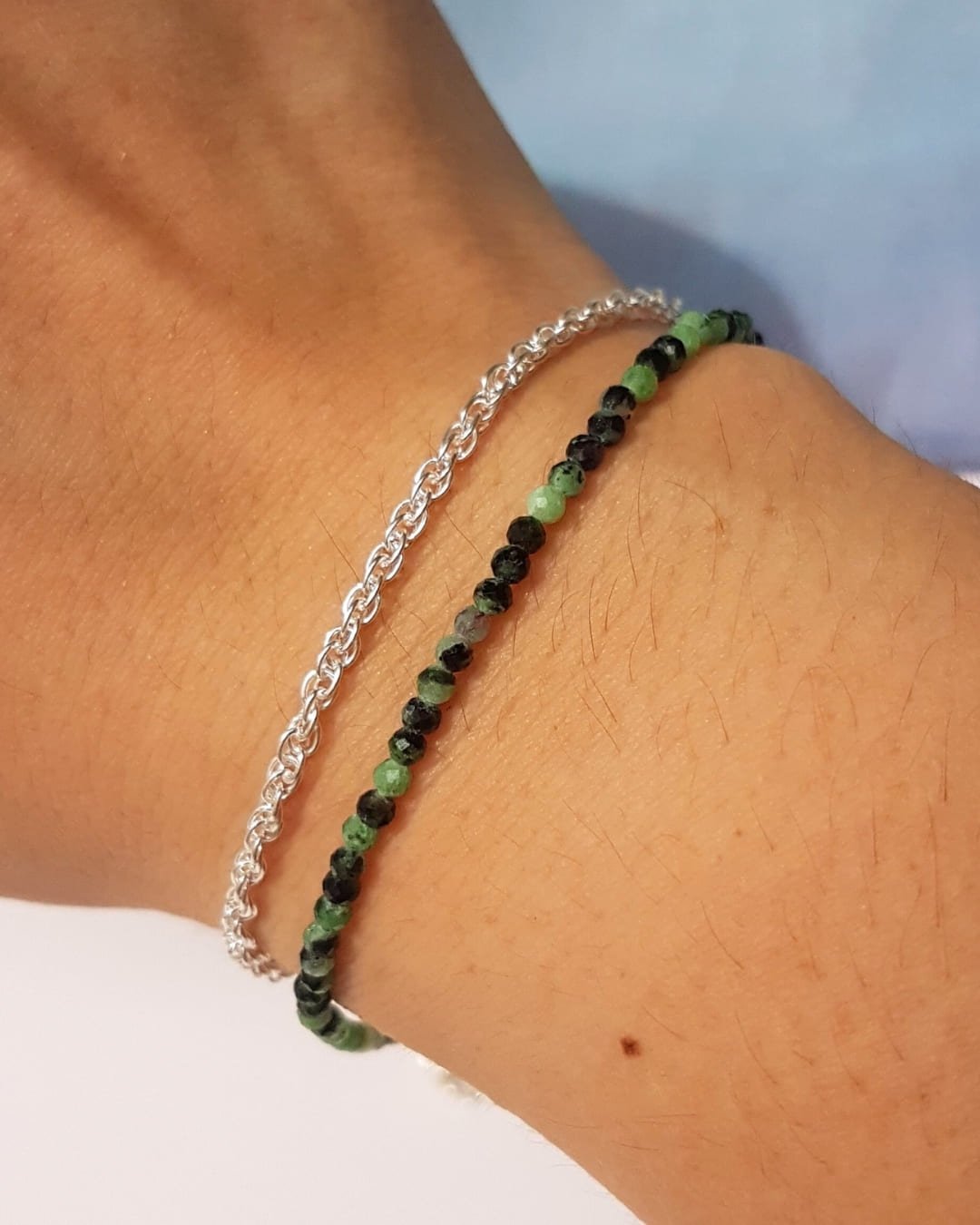 PULSEIRA PEDRAS ZOISITA VERDE LAPIDADAS 2MM