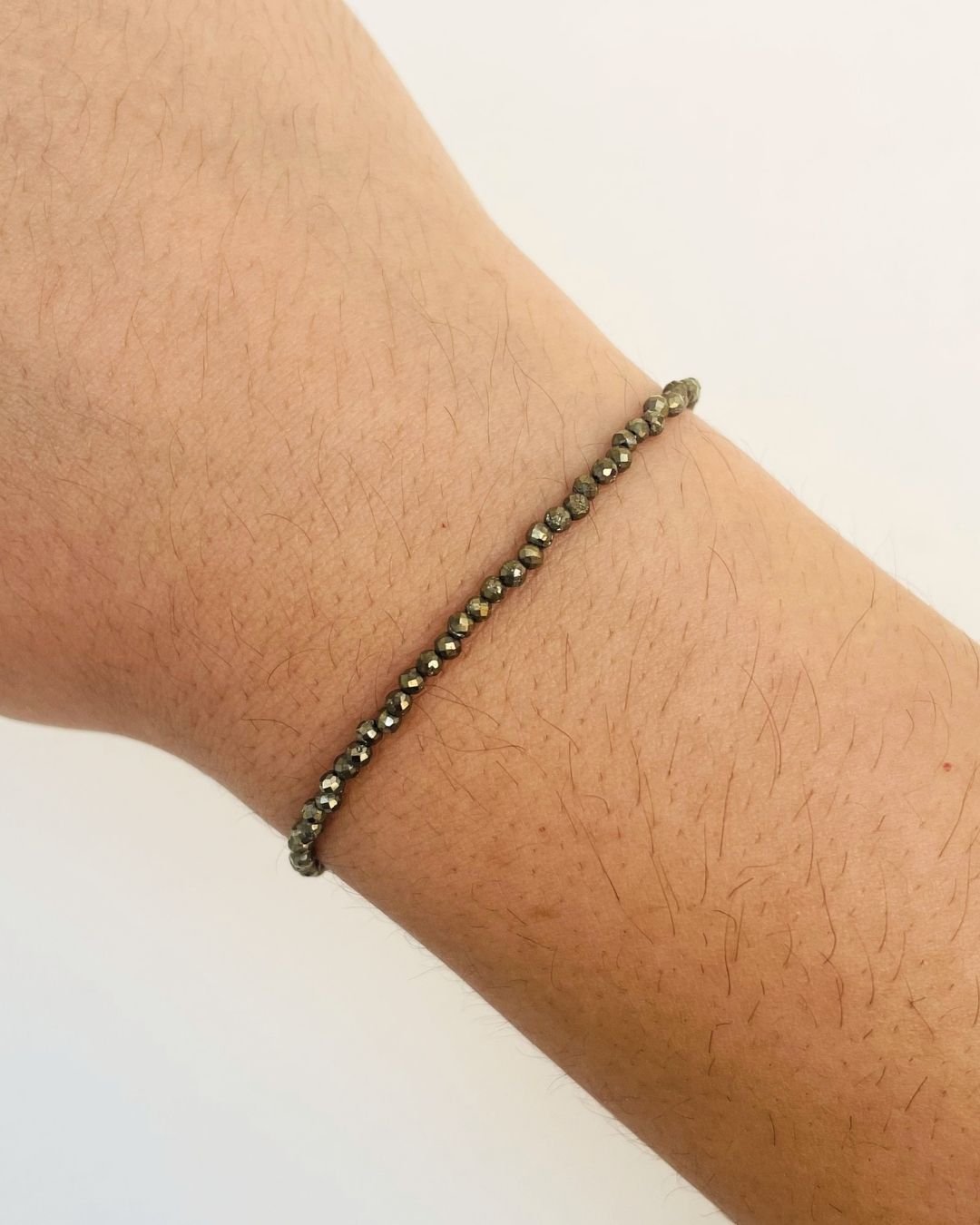 PULSEIRA PIRITA PEDRAS LAPIDADAS 2MM